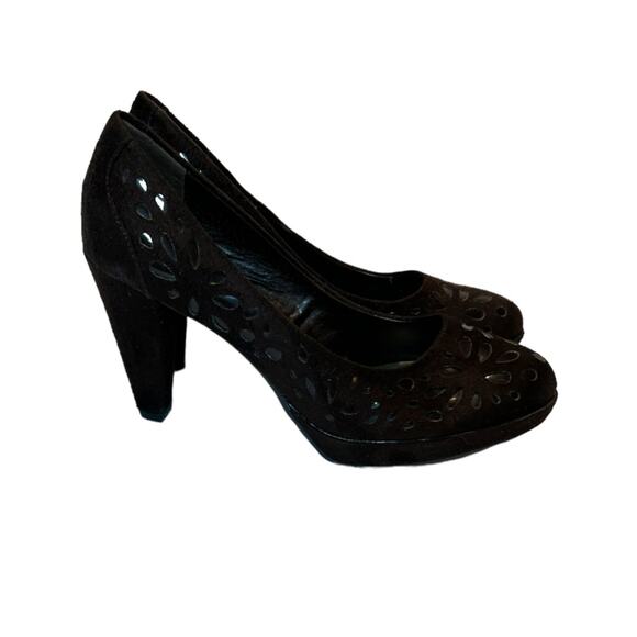 Yellow Box Brown Tina Cut Out Suede 3.5” Platform Heels, 7 - Picture 5 of 11